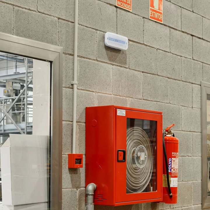 Luz de emergencia LED 3W 6500K 3h de autonomía | Canarlight